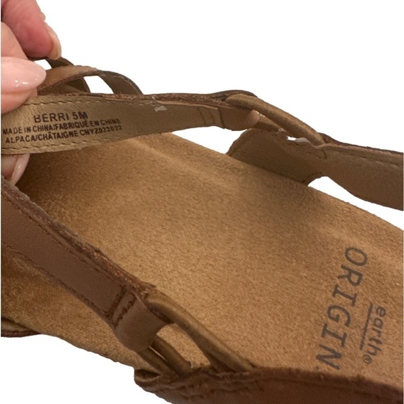 Earth Origins Leather Fisherman Sandals Berri cognac brown women’s shoes size 5M - Picture 3 of 9